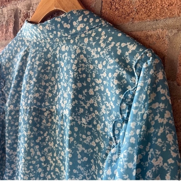 ATELIER INDUSTAIE | Blue floral pocket ruffle puff shirt sleeve button up shirt - Picture 8 of 13